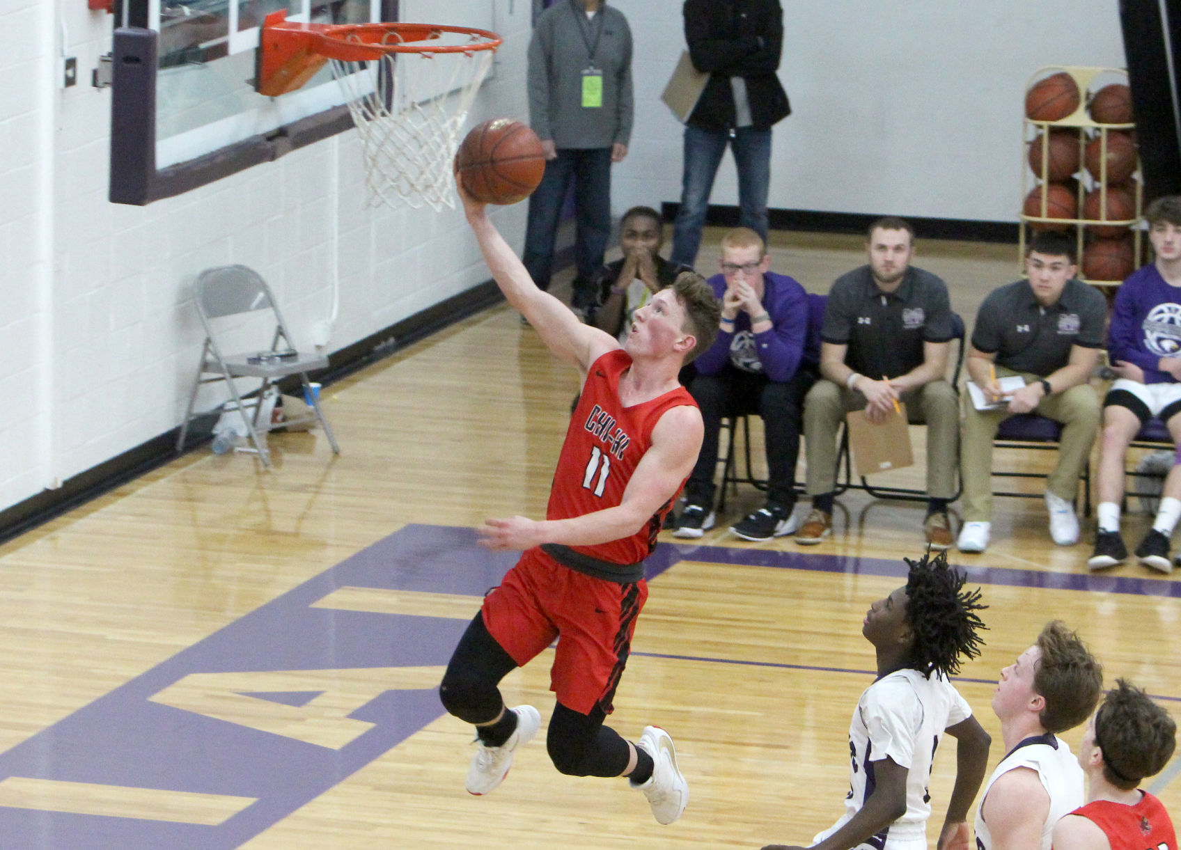 Chi-Hi boys basketball at Eau Claire Memorial 1-3-20